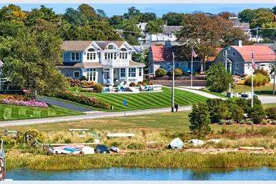12 Pond St, Chatham, MA 02633 - Photo 3