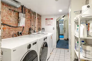 411 Beacon St, Boston, MA 02115 - Photo 11