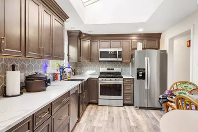 2 Ashland Street, Holliston, MA 01746 - Photo 7