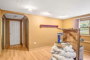 2 Ashland St, Holliston, MA 01746 - Photo 17