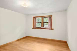 2 Ashland St, Holliston, MA 01746 - Photo 21