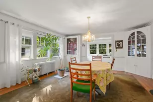 11 Stoneleigh Rd, Newton, MA 02465 - Photo 7