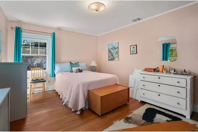 11 Stoneleigh Road, Newton, MA 02465 - Photo 27