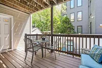 12 I St #1, Boston, MA 02127 - Photo 11
