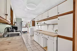93 Shore Dr, Plymouth, MA 02360 - Photo 11