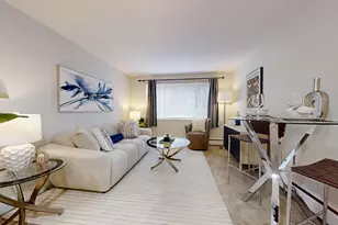109 Warren St, Watertown, MA 02472 - Photo 1