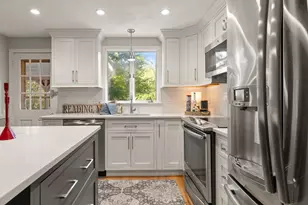 45 Johanna Dr, Reading, MA 01867 - Photo 19