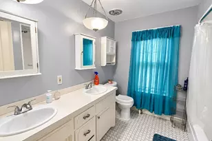 25 Wexford St, Springfield, MA 01118 - Photo 27