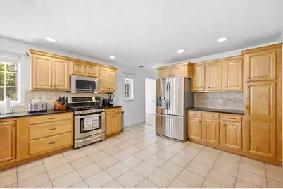 135 Candlestick Rd, North Andover, MA 01845 - Photo 11