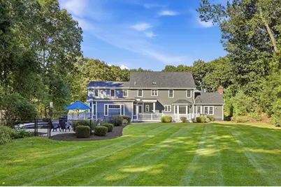 135 Candlestick Rd, North Andover, MA 01845 - Photo 9