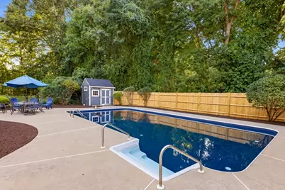 135 Candlestick Rd, North Andover, MA 01845 - Photo 7