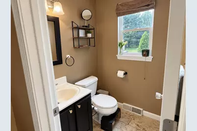 145 McKinstry Ave, Chicopee, MA 01013 - Photo 25