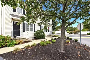 115 Boxberry Ln, Rockland, MA 02370 - Photo 3