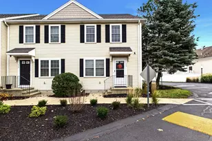 115 Boxberry Ln, Rockland, MA 02370 - Photo 1