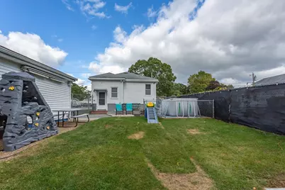 11 Hopewell St, Taunton, MA 02078 - Photo 17