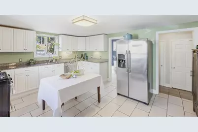201 W Manchester St, Lowell, MA 01852 - Photo 15