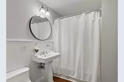 567 Milk St, Fitchburg, MA 01420 - Photo 23