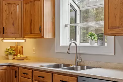 567 Milk St, Fitchburg, MA 01420 - Photo 33