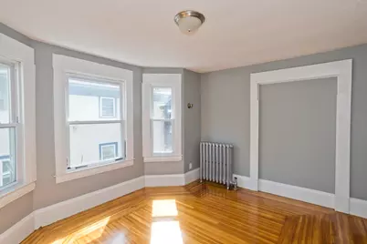 122 Fort Pleasant Ave, Springfield, MA 01108 - Photo 5