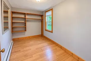 36 Oakland Dr, Auburn, MA 01501 - Photo 5
