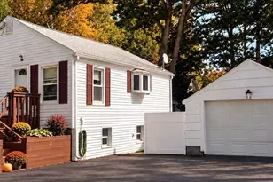 36 Oakland Dr, Auburn, MA 01501 - Photo 1