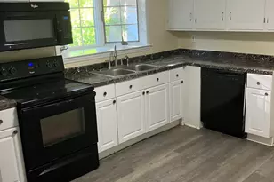 12 Hadley Rd, Methuen, MA 01844 - Photo 3