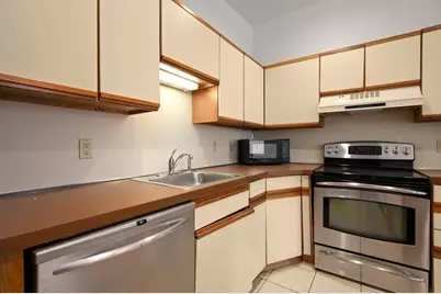 664 Massachusetts Ave #4, Boston, MA 02118 - Photo 15
