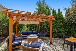 7 Fredette Rd, Newton, MA 02459 - Photo 21
