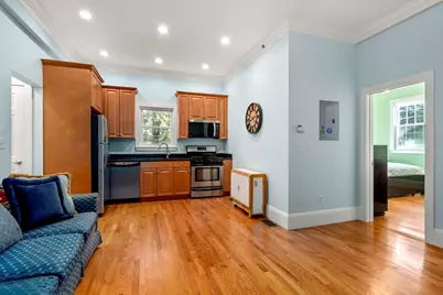 8 Parker Rd #4, Wakefield, MA 01880 - Photo 7