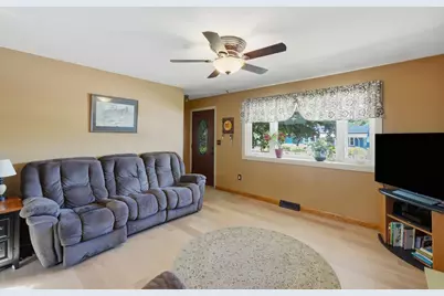 50 Naples St., Leominster, MA 01453 - Photo 11
