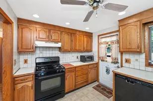195 Temple Rd, Waltham, MA 02452 - Photo 25