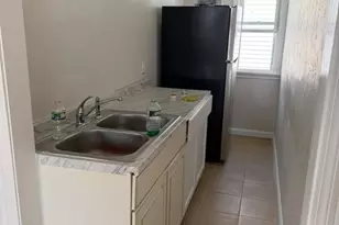 53 Ellsworth St, Worcester, MA 01610 - Photo 3
