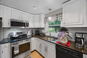 133 Commonwealth Ave, Worcester, MA 01604 - Photo 7