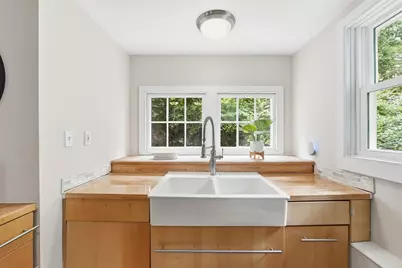 3R Calvin St, Ayer, MA 01432 - Photo 11