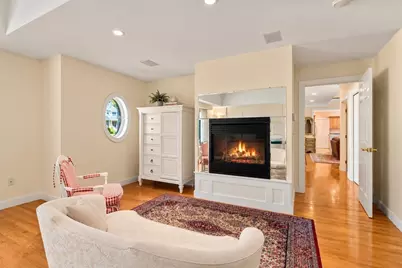 5 Elizabeth Way, Lynnfield, MA 01940 - Photo 15