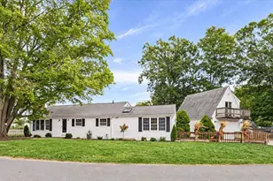 29 Bonneau St, North Attleboro, MA 02760 - Photo 1