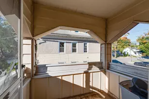 40 Belvidere St, Springfield, MA 01108 - Photo 27