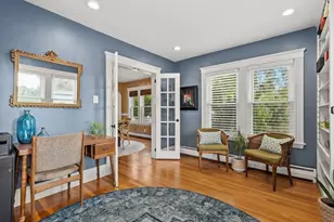 29 Woburn St, Medford, MA 02155 - Photo 9