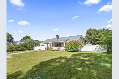 5 Briggs St, Northbridge, MA 01588 - Photo 1