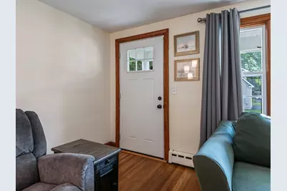 5 Briggs St, Northbridge, MA 01588 - Photo 9
