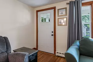 5 Briggs St, Northbridge, MA 01588 - Photo 9