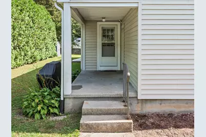 5 Briggs St, Northbridge, MA 01588 - Photo 33