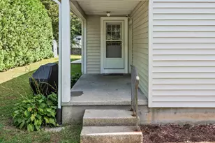 5 Briggs St, Northbridge, MA 01588 - Photo 33