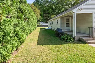 5 Briggs St, Northbridge, MA 01588 - Photo 31