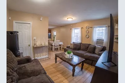 16 High St, Chelsea, MA 02150 - Photo 5