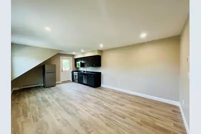 58-60 Mineral Street #58 C, Reading, MA 01867 - Photo 5