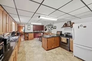 70 Old Princeton Rd, Hubbardston, MA 01452 - Photo 13