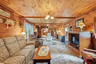 70 Old Princeton Rd, Hubbardston, MA 01452 - Photo 9