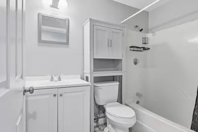 219 Central Street #2B, Lowell, MA 01852 - Photo 17