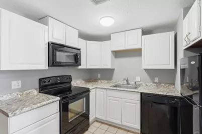 219 Central Street #2B, Lowell, MA 01852 - Photo 13